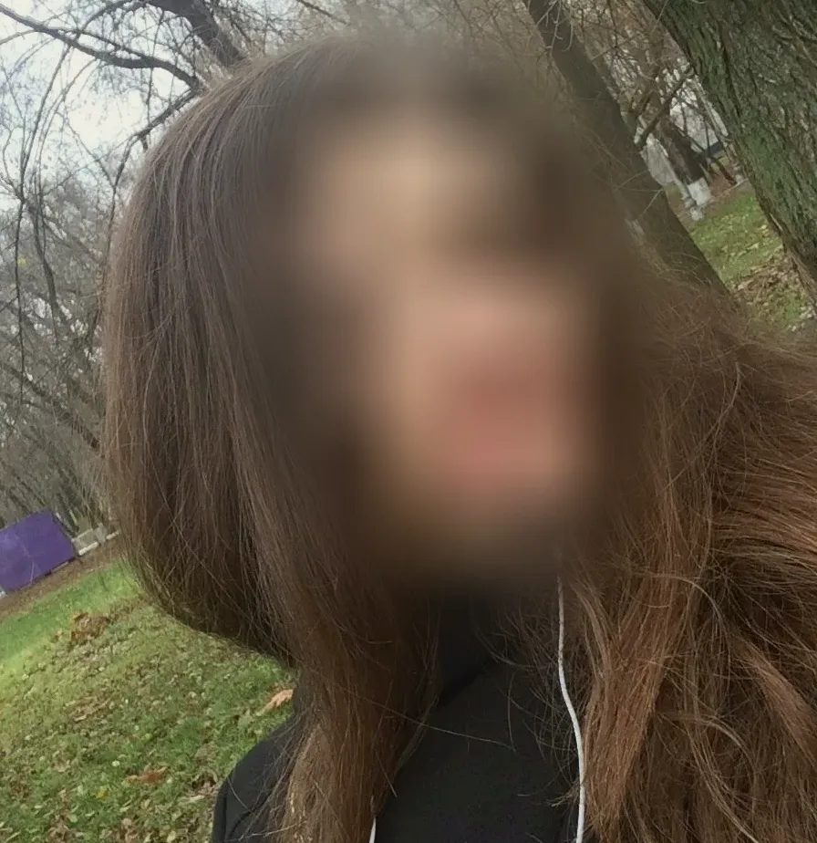 Leila, 36