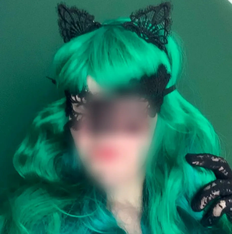 Seren, 24